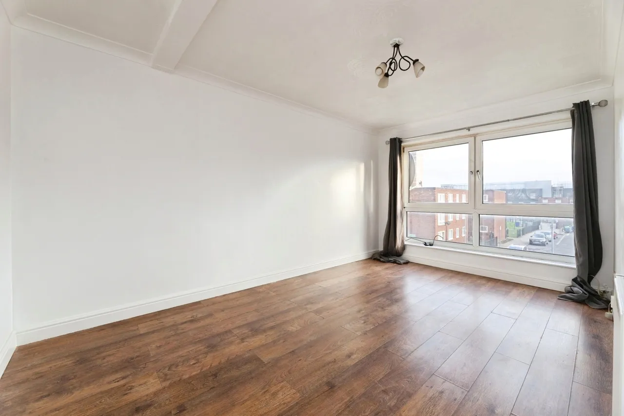 Linsdell Road, Barking, IG11, photo 4