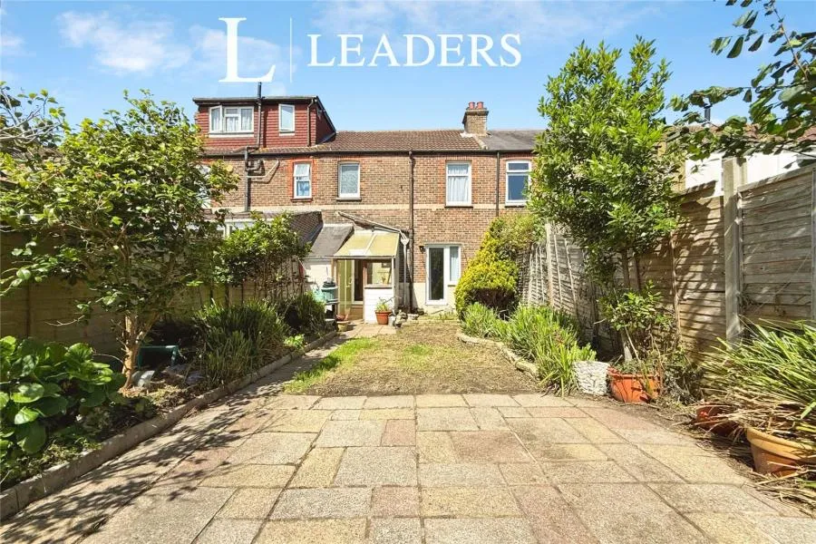 St. Andrews Road, Gosport, PO12, photo 7