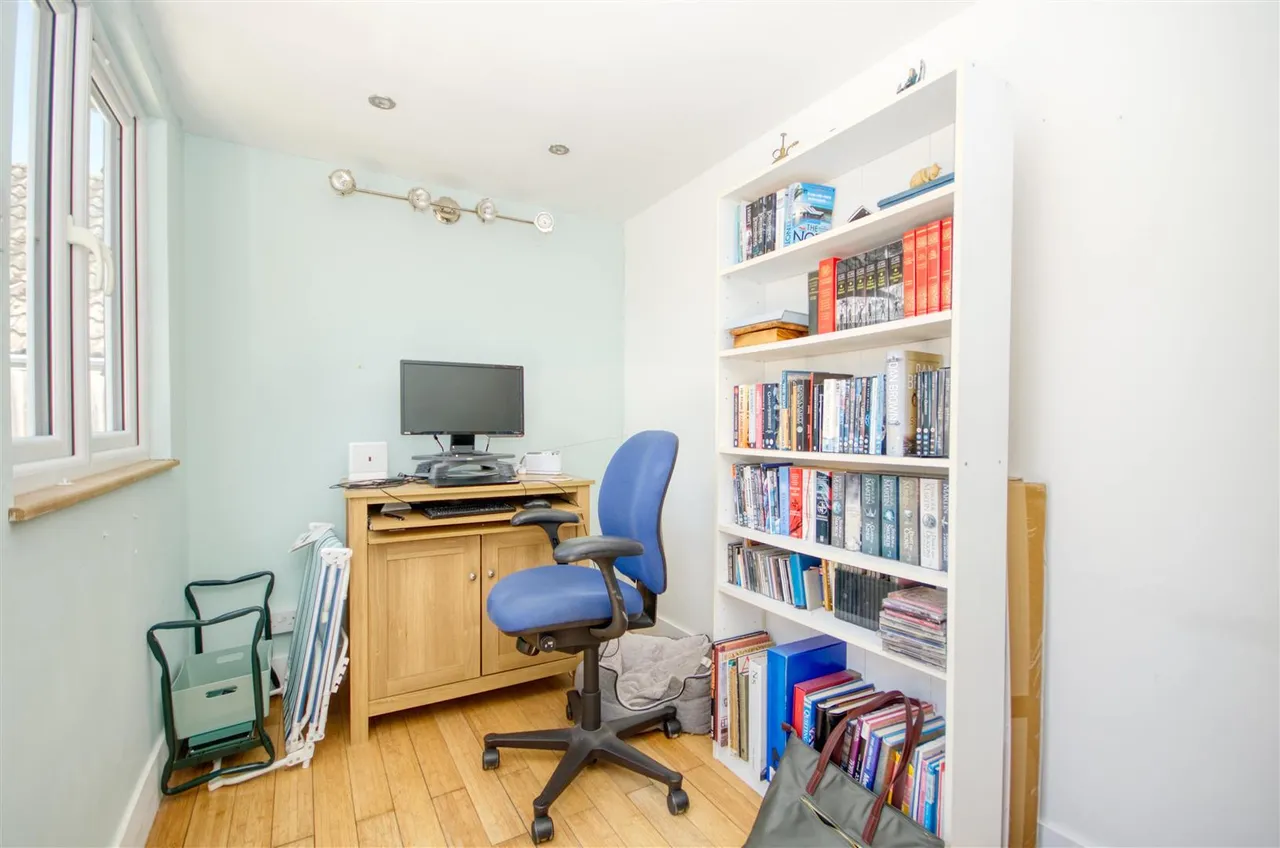 Moorgreen Road, West End, SO30, photo 12
