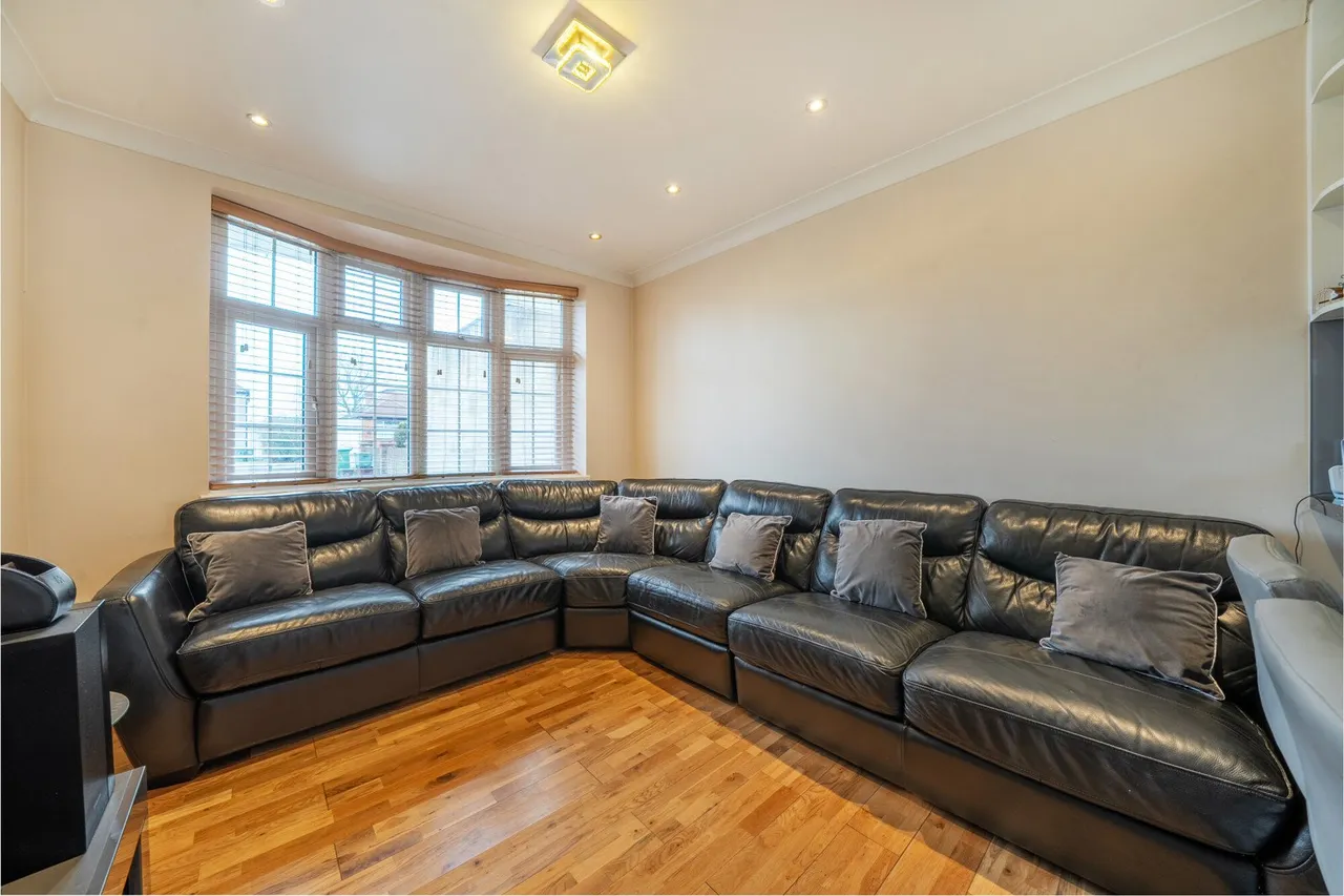 Bellring Close, DA17, photo 12