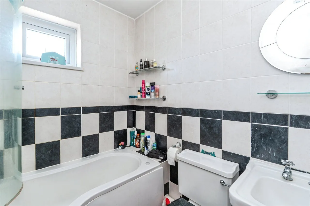 Grange Close, Southampton, SO18, photo 11