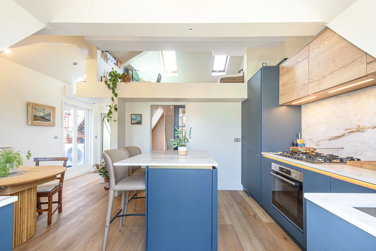Flat 4, 2 Windmill Hill, London, photo 5
