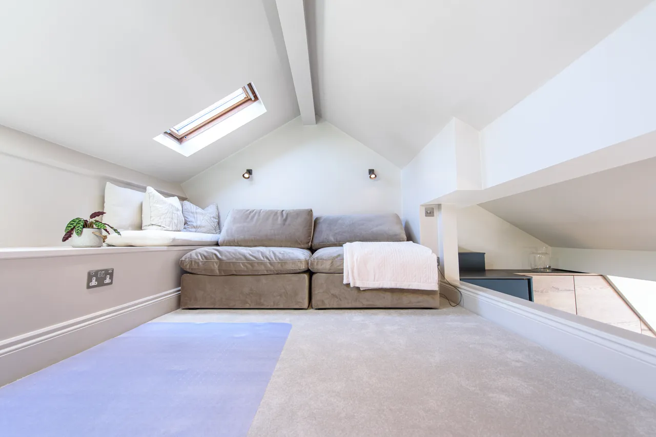 Flat 4, 2 Windmill Hill, London, photo 7