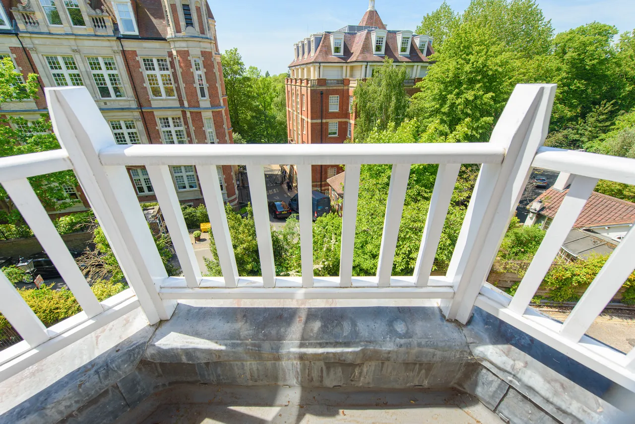 Flat 4, 2 Windmill Hill, London, photo 9