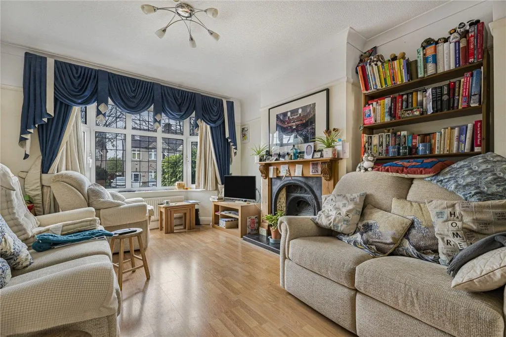 Rose Walk, West Wickham, photo 3