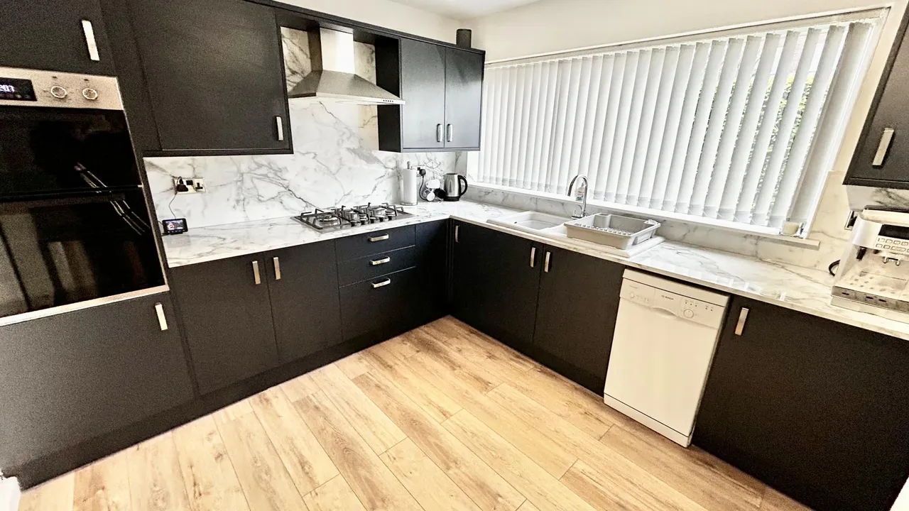 Partridge Way, Chadderton, OL9, photo 6