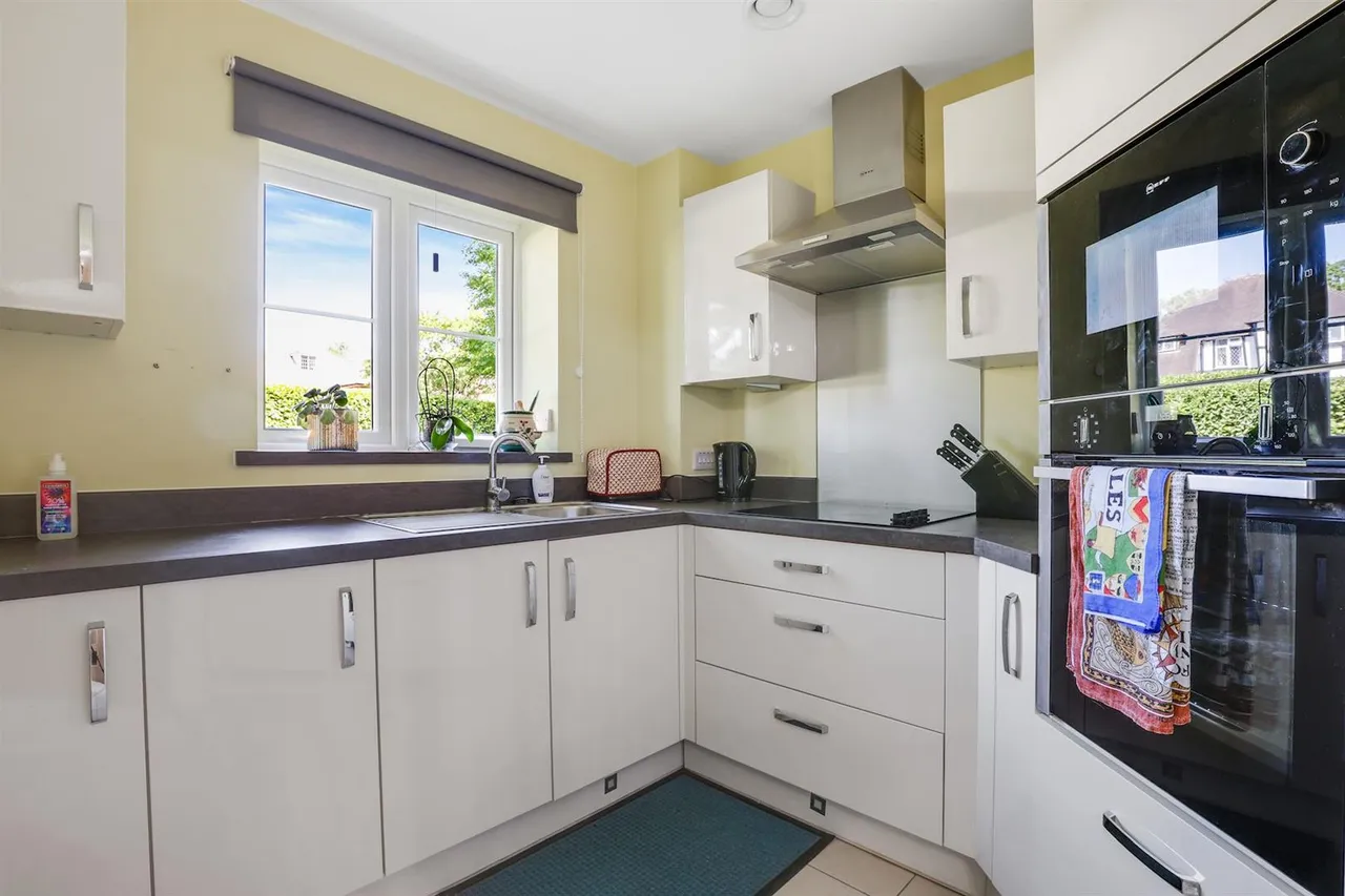 Addington Road, Sanderstead, CR2, photo 3