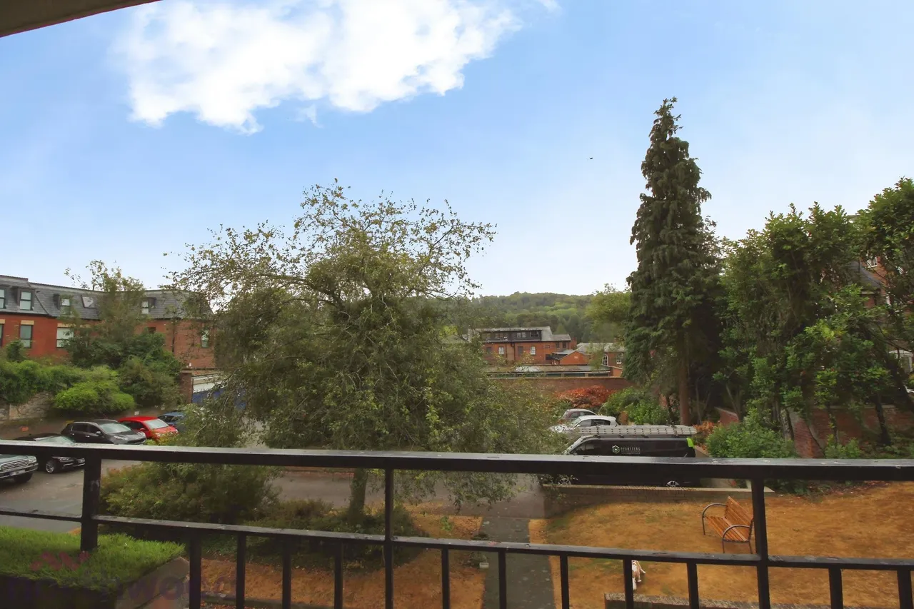 Queens Road, High Wycombe, HP13, photo 9
