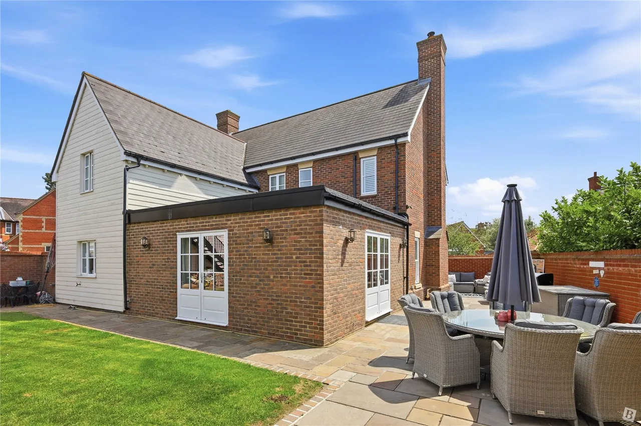 Standen Avenue, South Woodham Ferrers, Chelmsford, Essex, CM3, photo 2