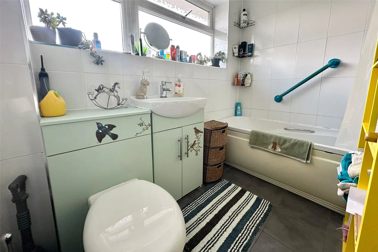 Holland Pines, Bracknell, Berkshire, RG12 8UZ, photo 10