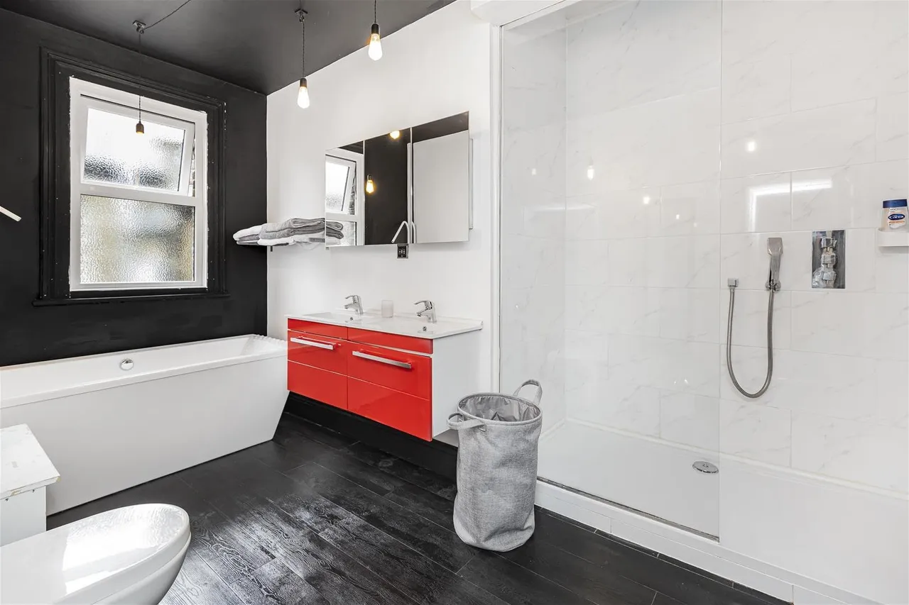 Okehampton Road, London NW10 3EP, photo 3