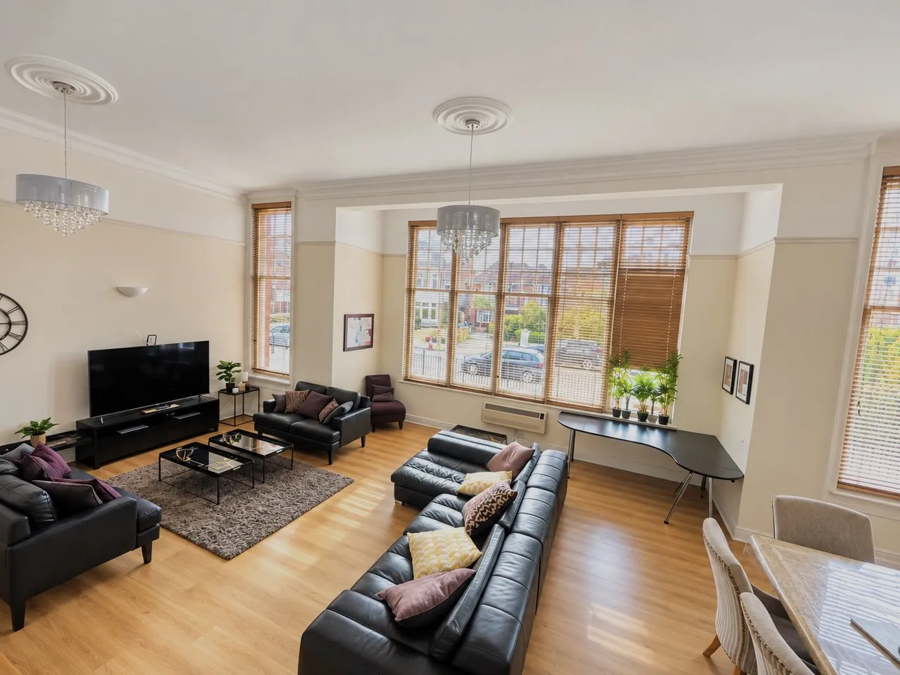 5 bed flat to rent, Marine Parade, Clacton On Sea, CO15