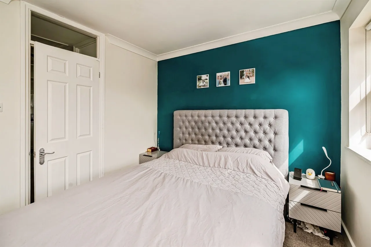 Harkness Road, Burnham, SL1, photo 13