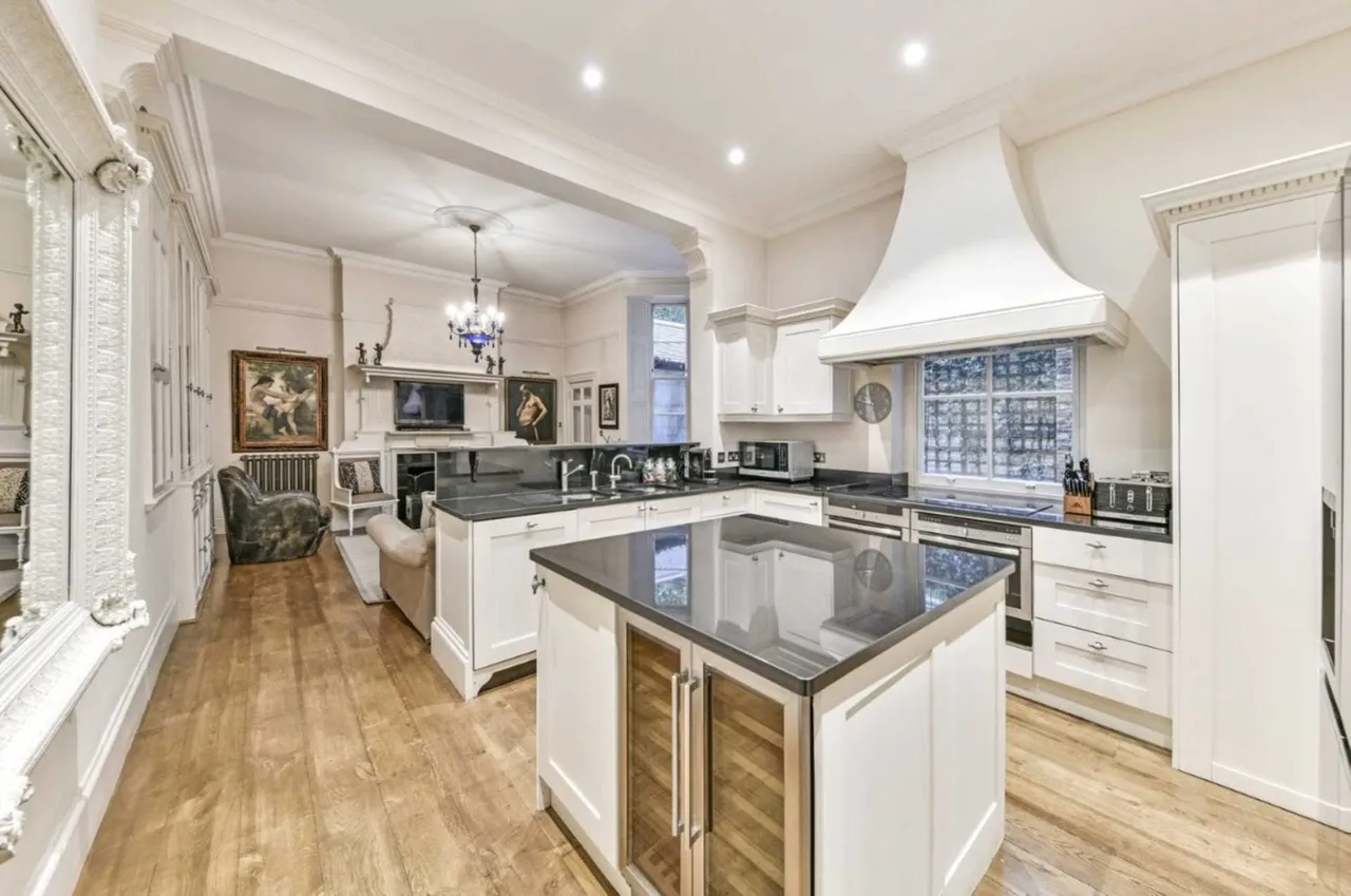 3 bed house to rent, London, W1K