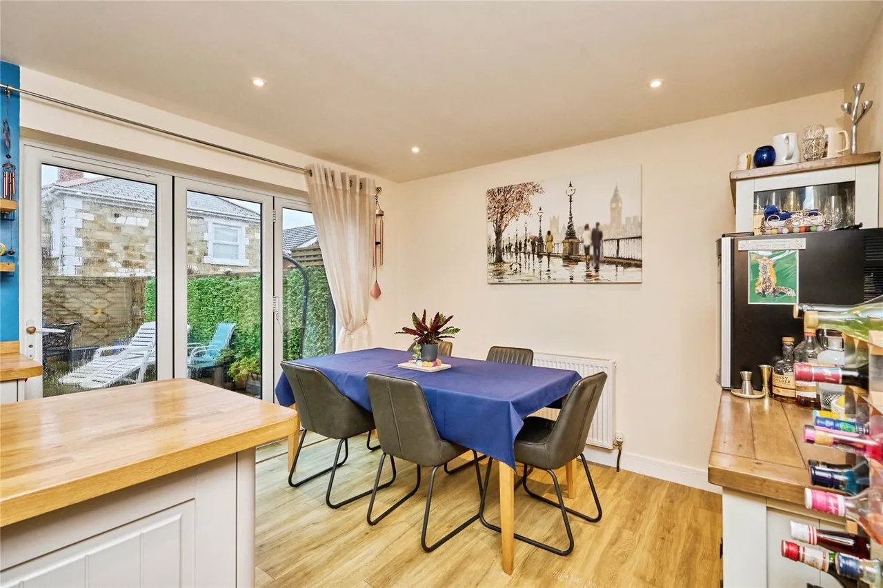 Ranelagh Road, Lake, PO36, photo 6