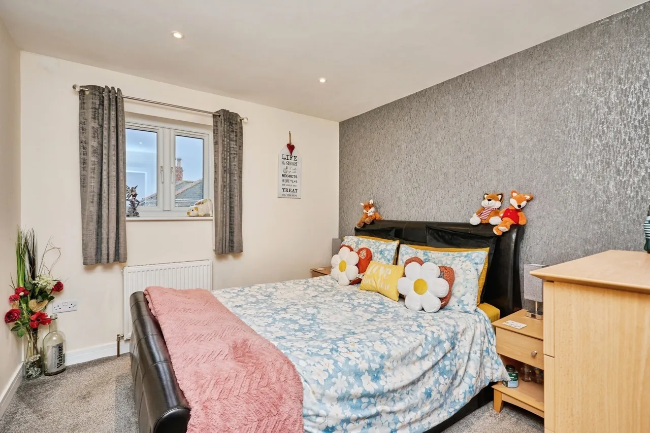 Ranelagh Road, Lake, PO36, photo 19