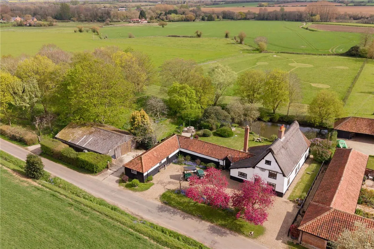 5 bed house for sale — Low Common, Bunwell, Norwich, NR16 1TG
