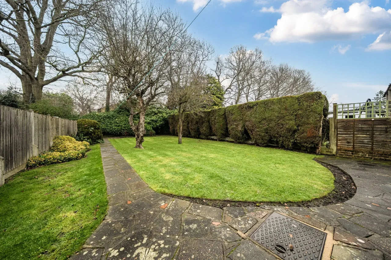 Cathcart Drive, BR6, photo 9