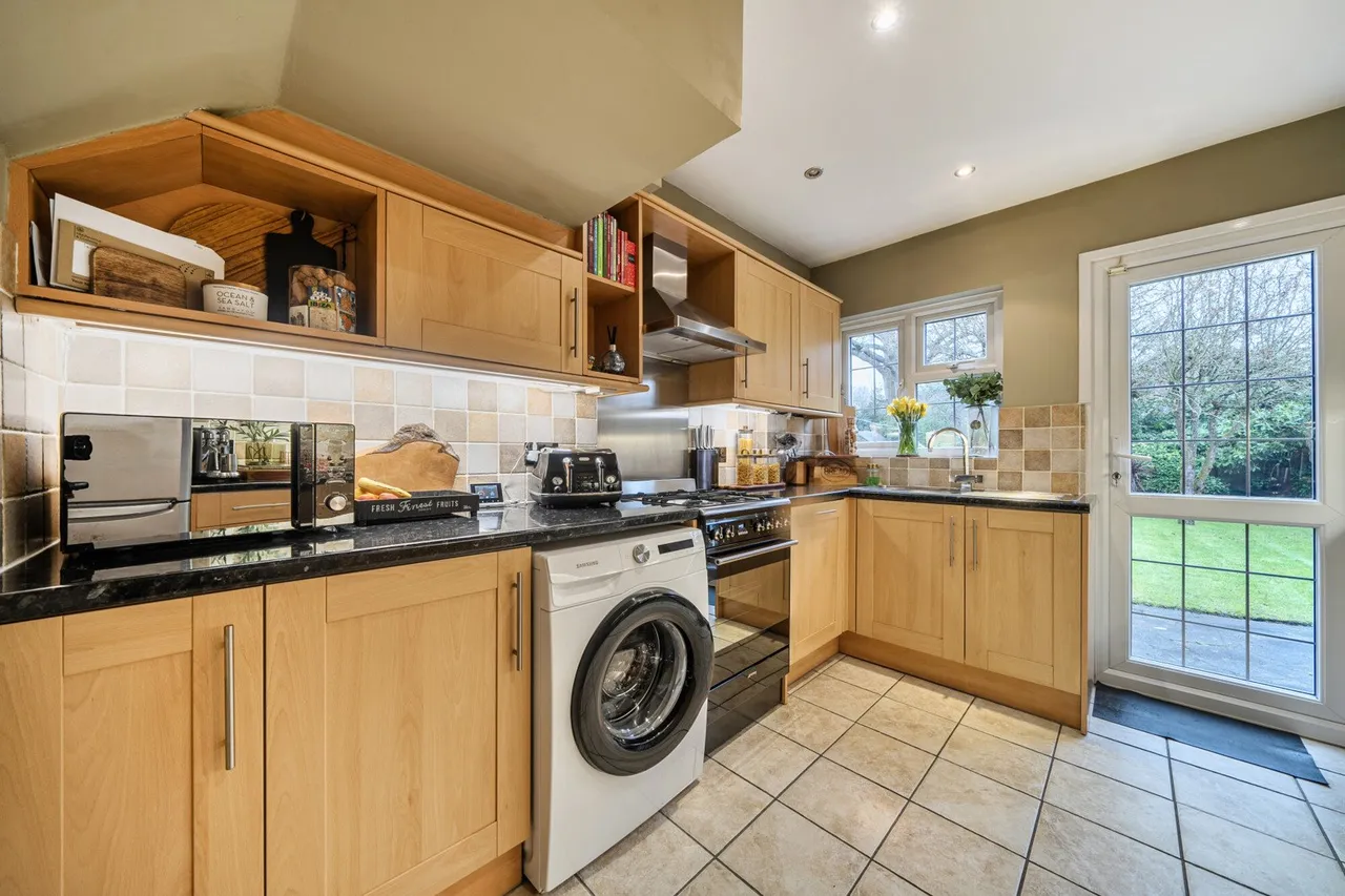 Cathcart Drive, BR6, photo 14