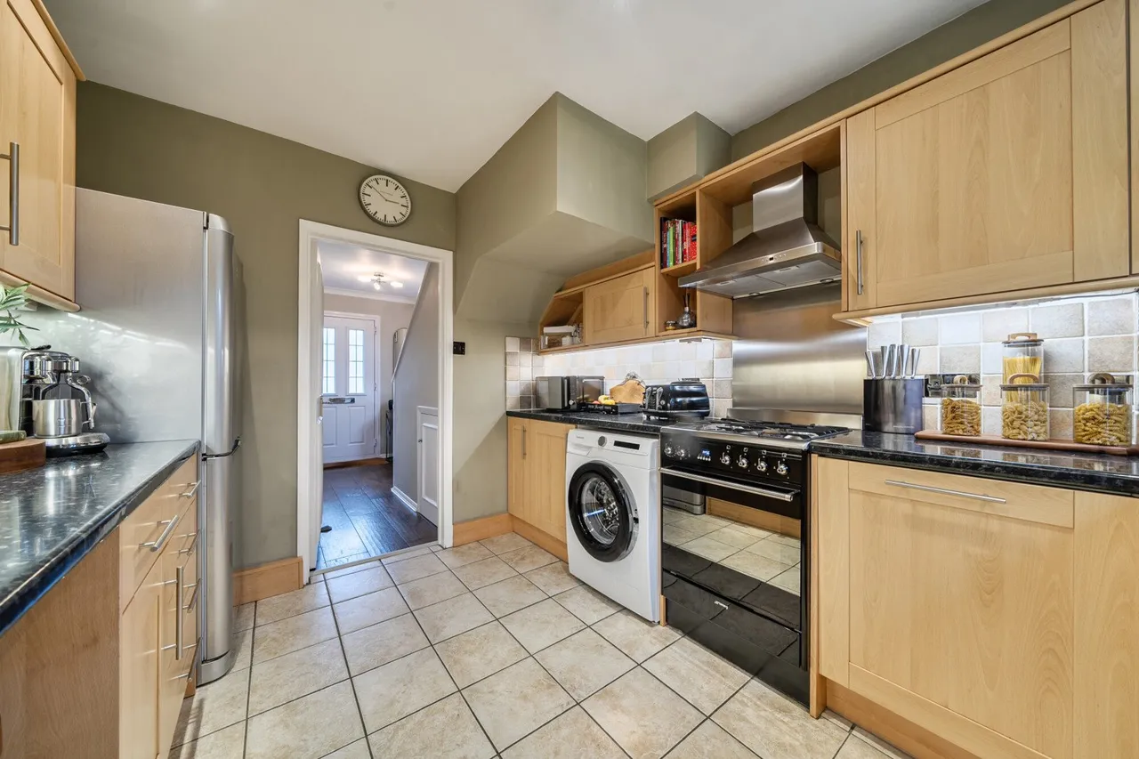 Cathcart Drive, BR6, photo 17