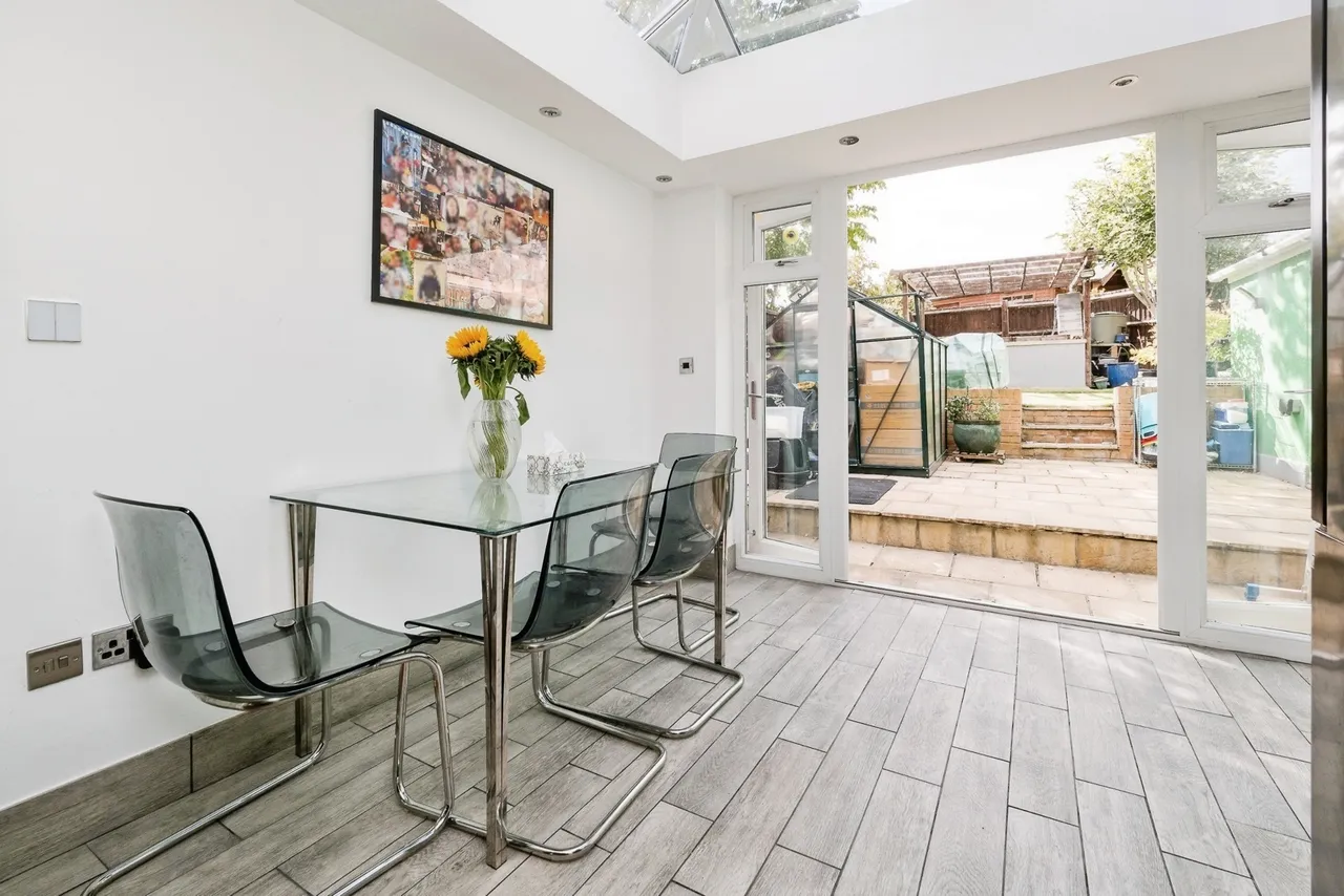 Fletcher Road, Chigwell, IG7, photo 6