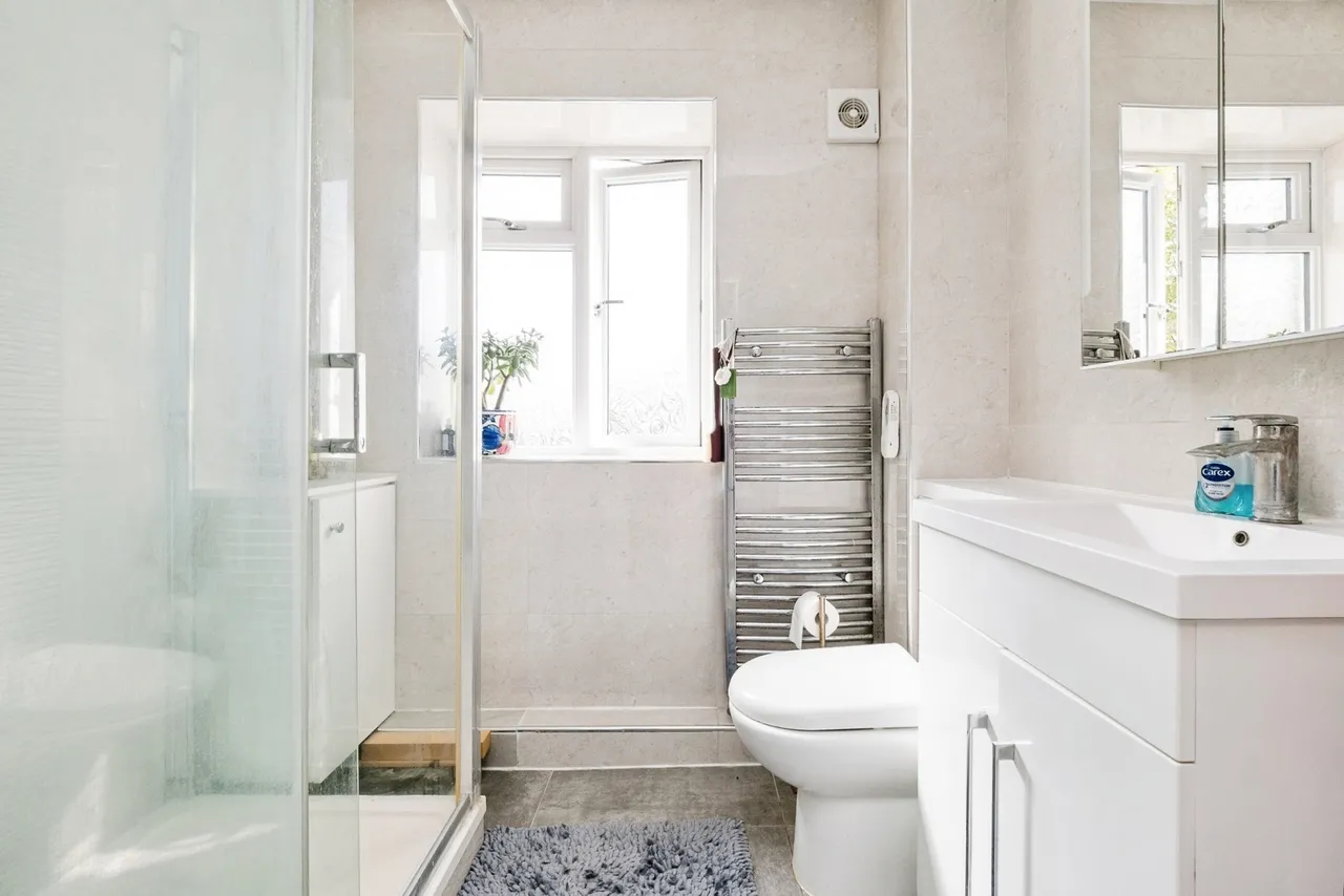 Fletcher Road, Chigwell, IG7, photo 12