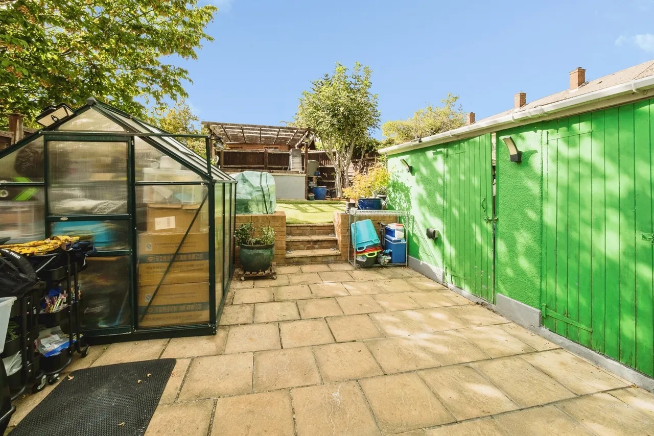 Fletcher Road, Chigwell, IG7, photo 4