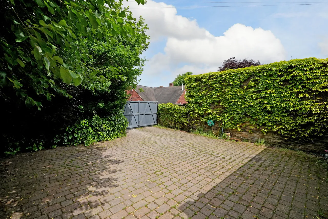 Carr Lane, Dronfield Woodhouse, photo 32