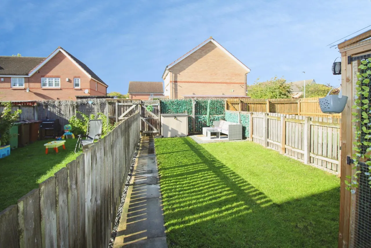 Mill Chase Gardens, Wakefield, WF2, photo 17
