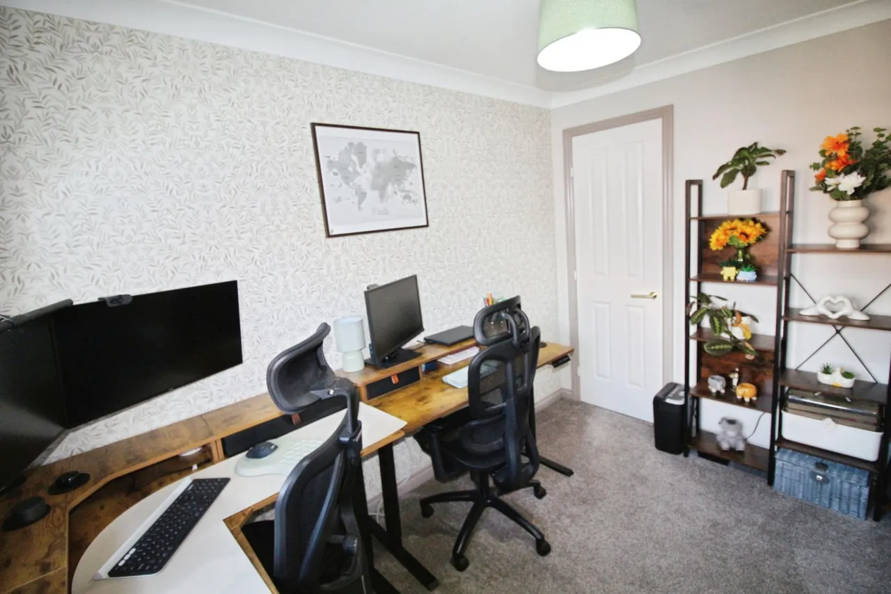 Mill Chase Gardens, Wakefield, WF2, photo 16