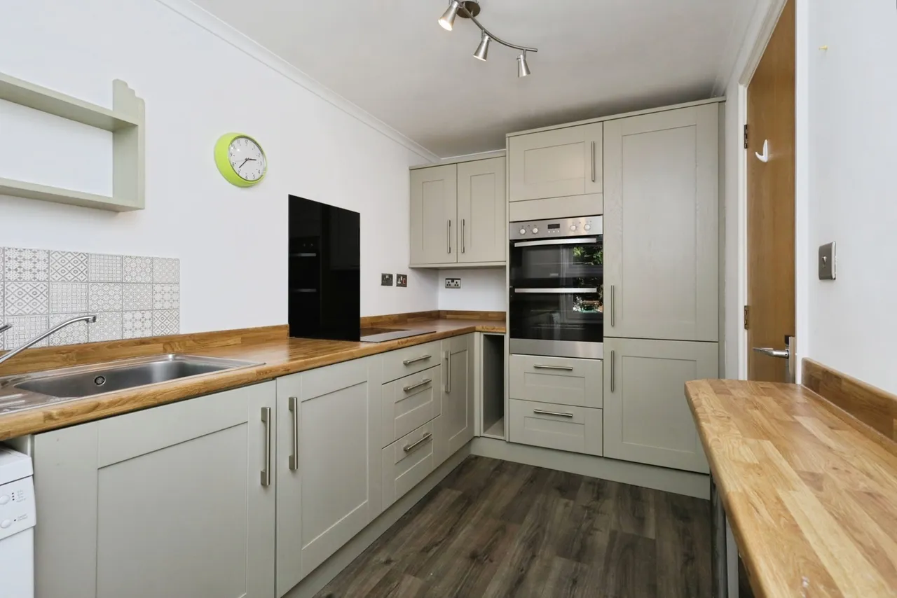 Delves Close, Ringmer, BN8, photo 3