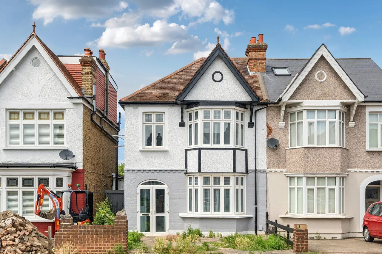 Bellingham Road, Catford London, SE6, photo 2