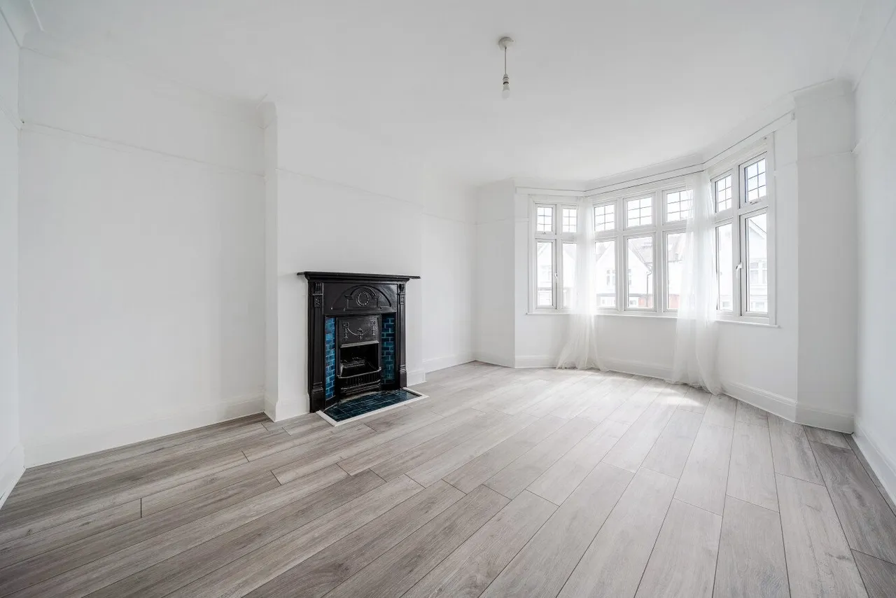 3 bed house for sale, Bellingham Road, Catford London, SE6