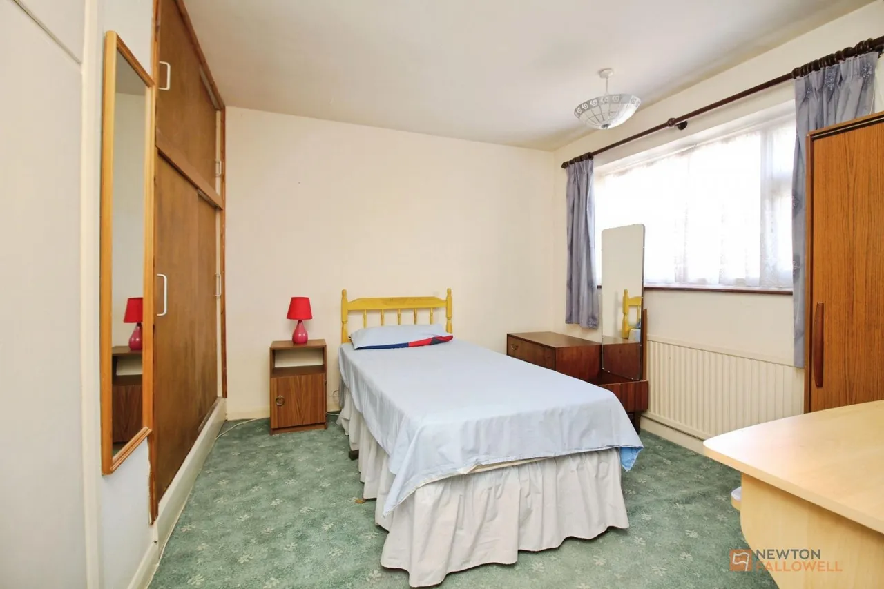 Dovedale Road, Thurmaston, LE4, photo 11