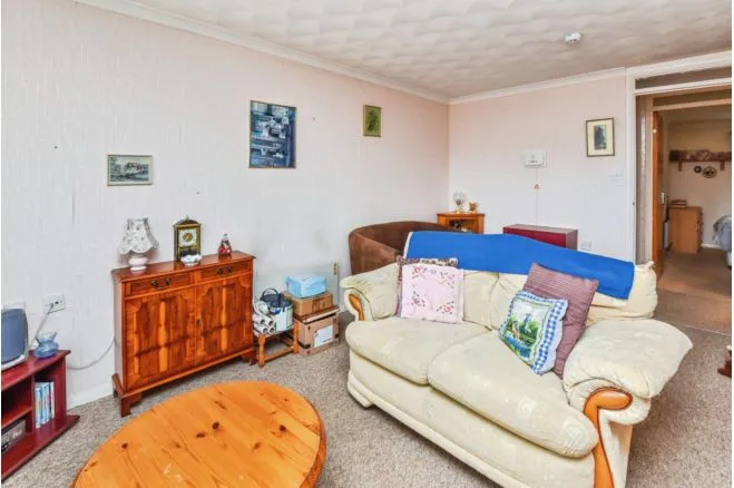 Flers Court, Warminster, BA12, photo 18