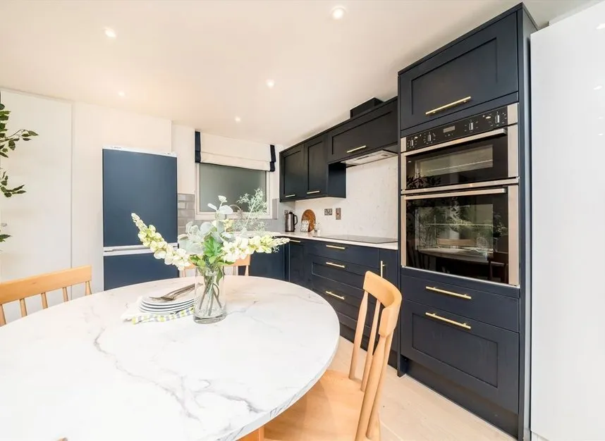 Southampton Row, Bloomsbury, WC1B, photo 5
