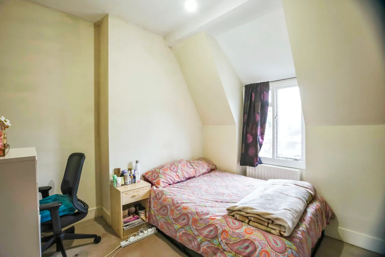 Godstone Road, Kenley, CR8, photo 8