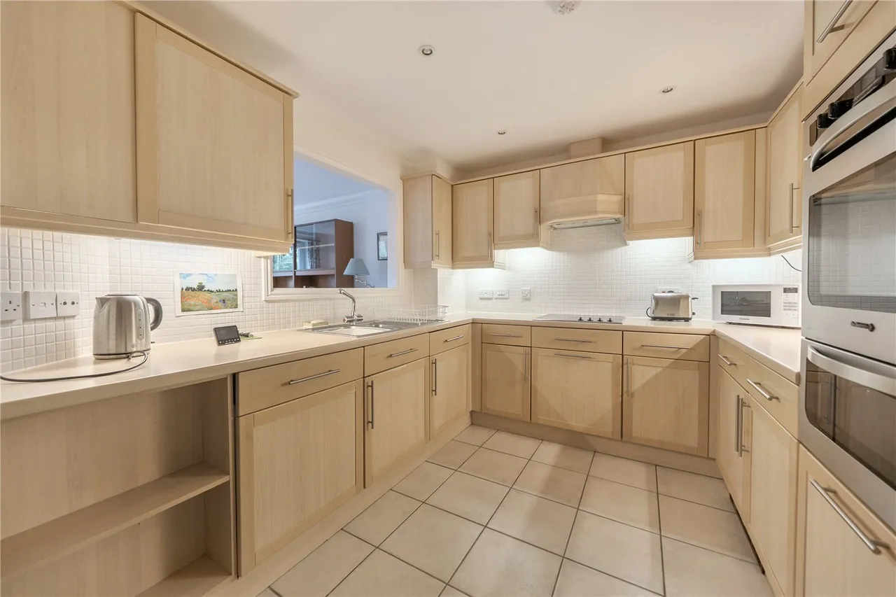 Mortley Close, Tonbridge, TN9, photo 12
