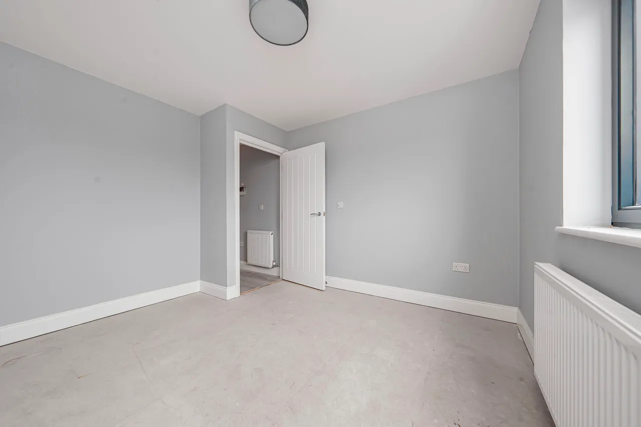 Hanworth Road, Hounslow, TW3, photo 6