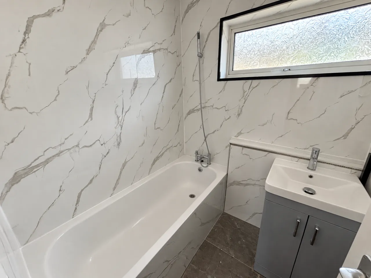 Winstanley Road, NN8, photo 4