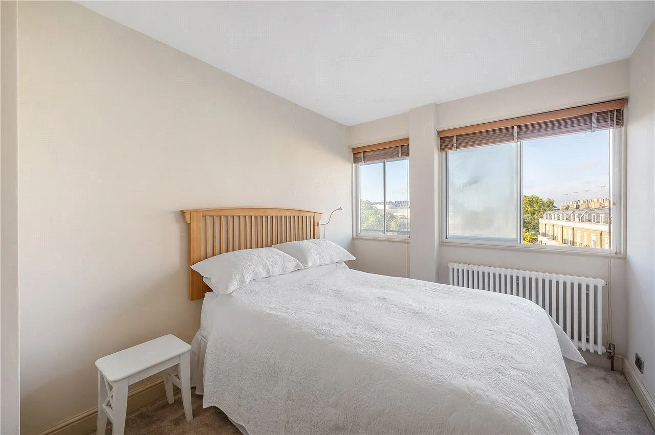 Campden Hill Road, Kensington, London, W8, photo 8