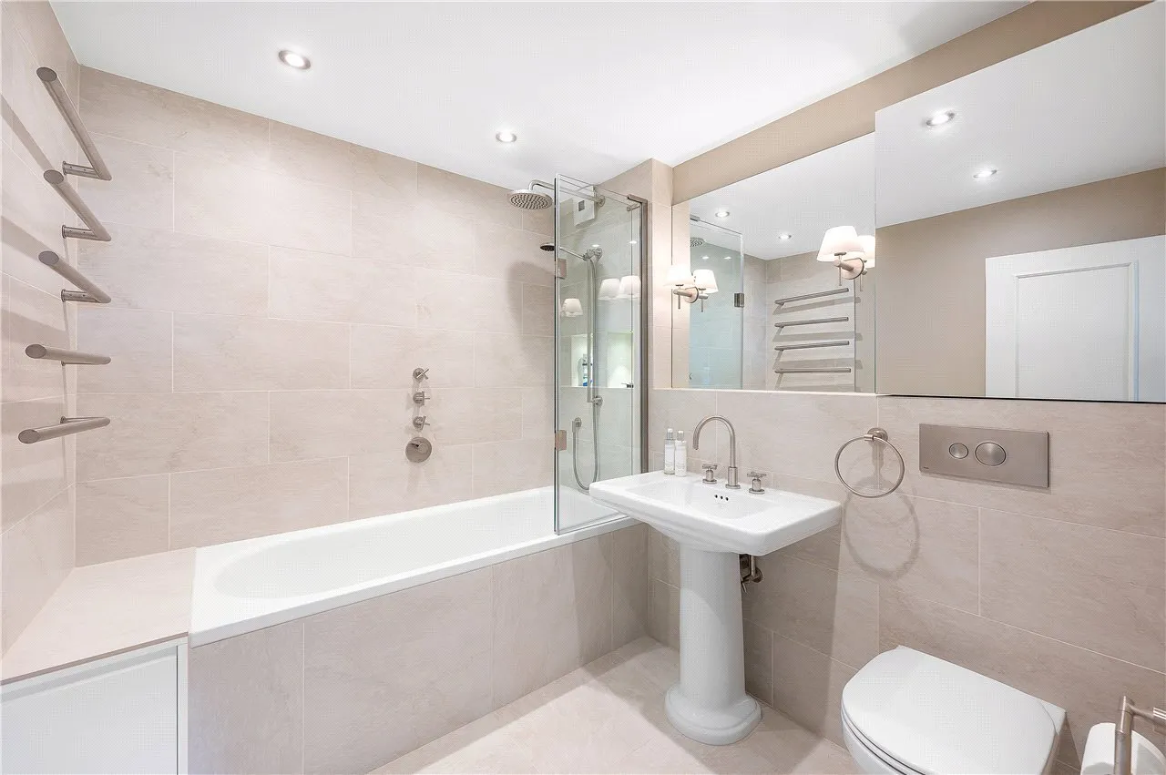 Campden Hill Road, Kensington, London, W8, photo 9