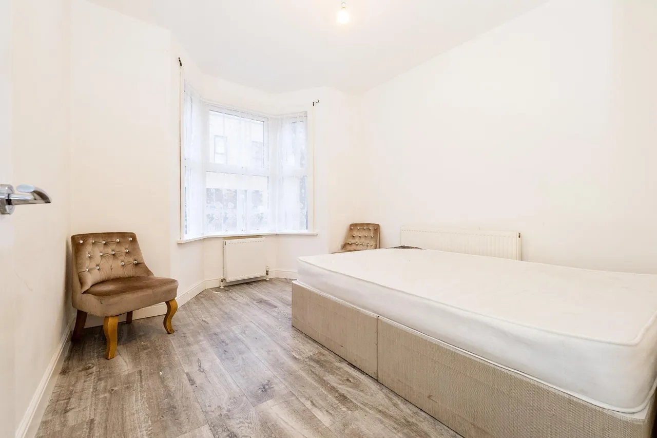 Buckland Road, London, E10, photo 6