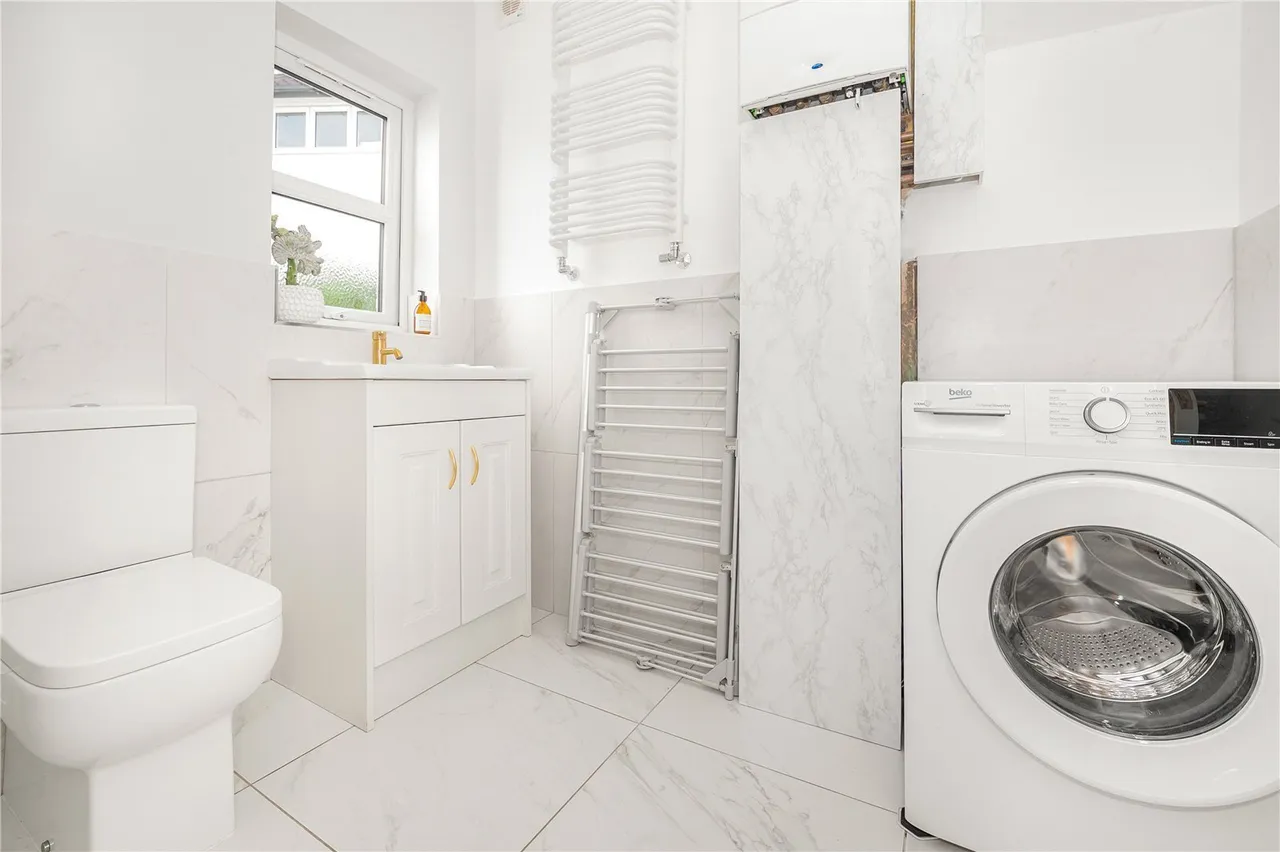 Short Way, Twickenham, TW2, photo 13