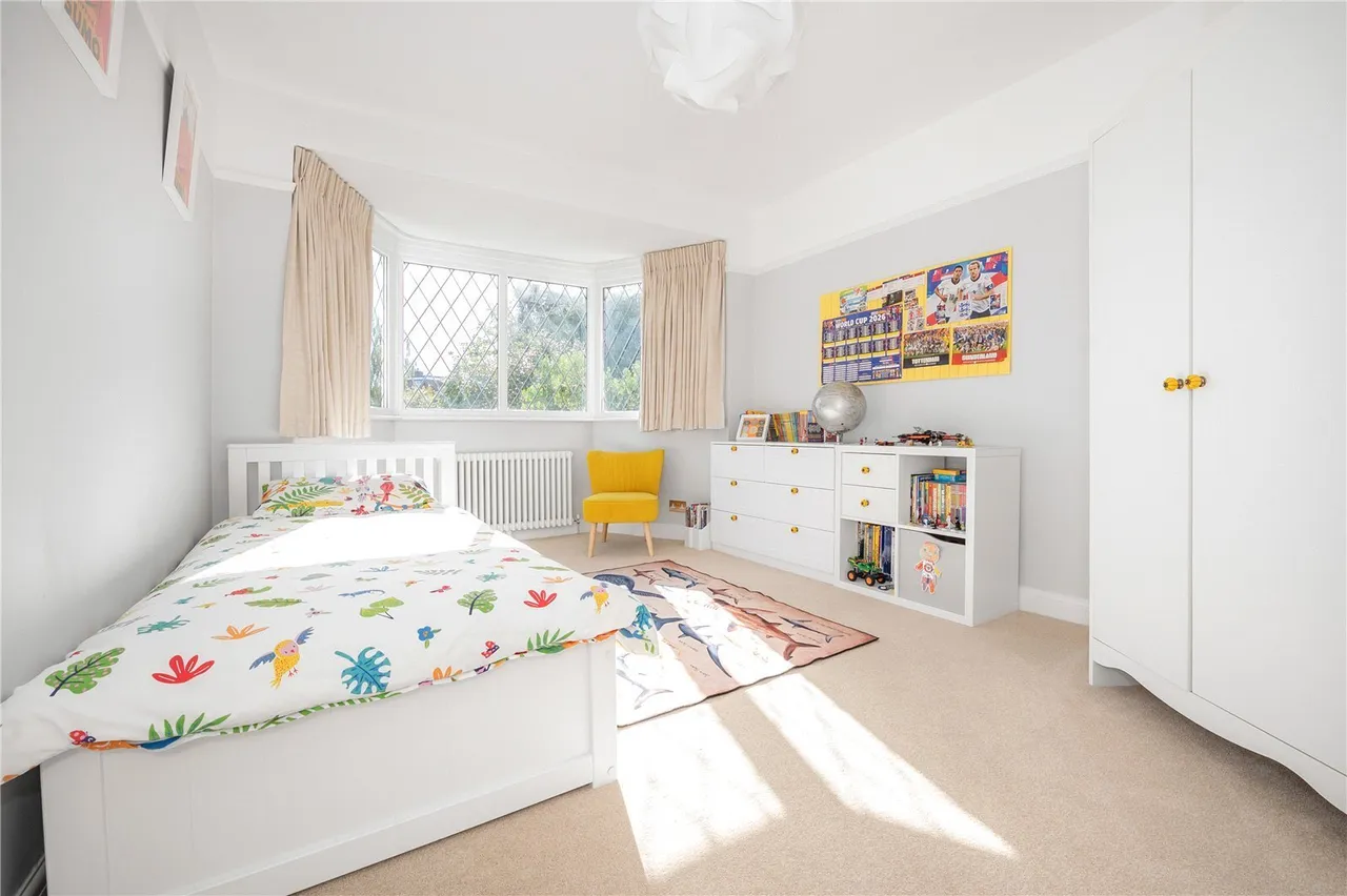 Short Way, Twickenham, TW2, photo 11