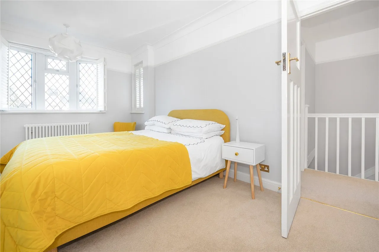 Short Way, Twickenham, TW2, photo 10