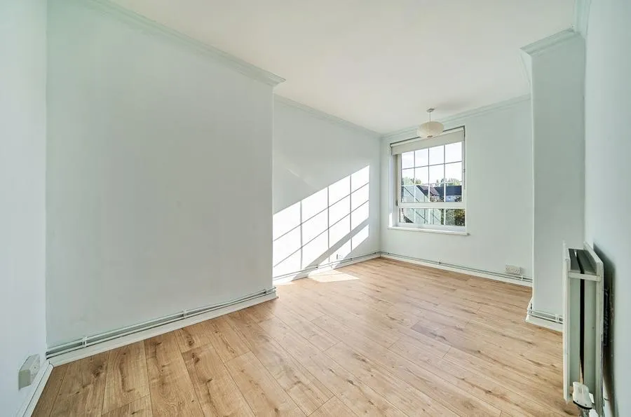 Barville Close, London, SE4, photo 2