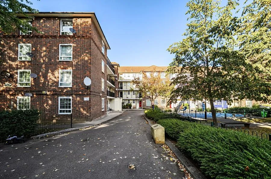 Barville Close, London, SE4, photo 6