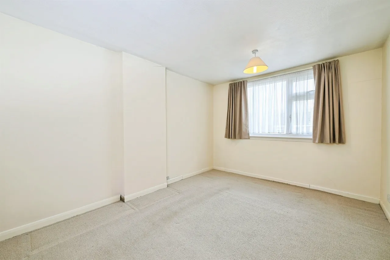 Sunningdale Drive, Ilkeston, DE7, photo 10