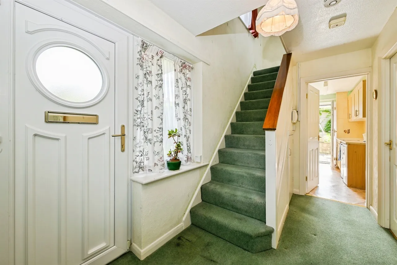 Sunningdale Drive, Ilkeston, DE7, photo 8